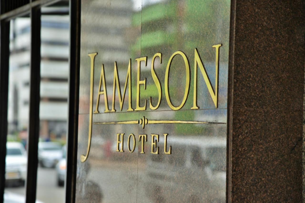 Cresta Jameson Hotel Harare Bagian luar foto